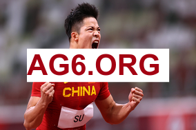 拜仁官方：阿方索·戴维斯右腿肌肉撕裂，将暂时缺席比赛